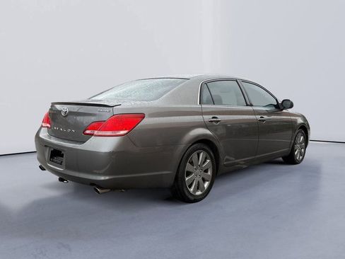 Used 2006 Toyota Avalon Touring image 3