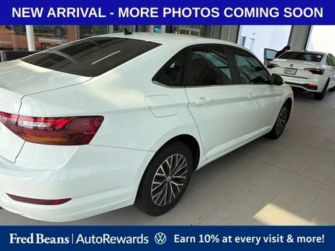 Used 2019 Volkswagen Jetta SE w/ Cold Weather Package FWD image 5