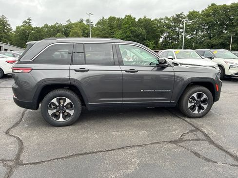 Used 2024 Jeep Grand Cherokee Limited 4xe AWD/4WD image 8