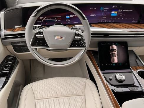 Certified 2026 Cadillac Escalade Platinum Sport w/ LPO, ONYX Package image 12