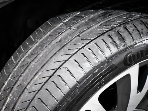 Used 2018 Rolls-Royce Ghost image 75