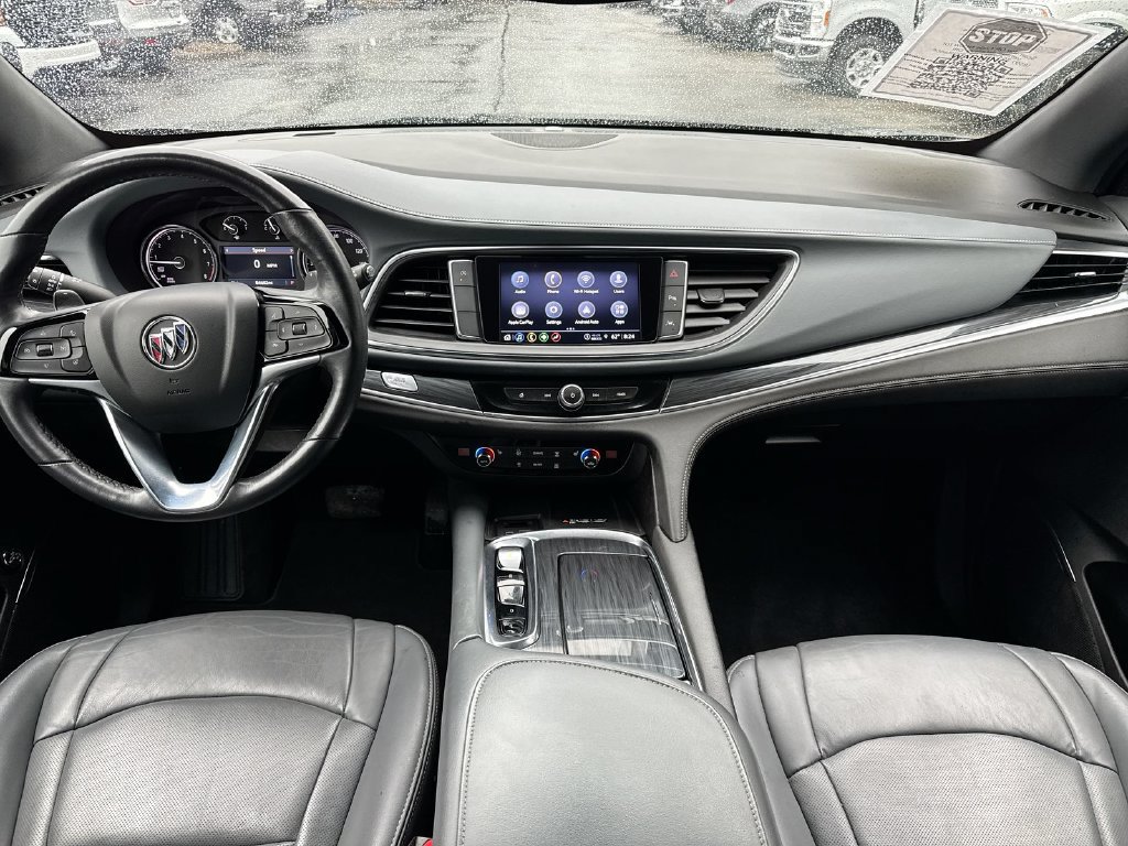 Used 2023 Buick Enclave Essence FWD image 10