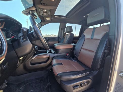 Used 2022 Chevrolet Silverado 2500 High Country image 16