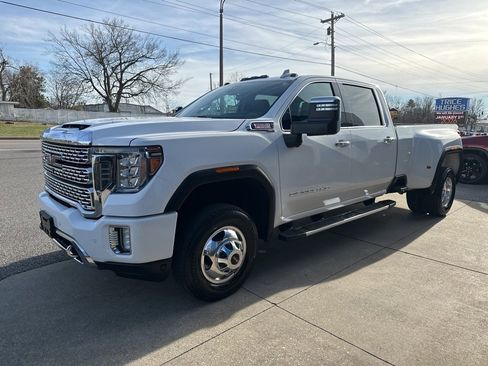 Used 2020 GMC Sierra 3500 Denali w/ Denali Ultimate Package image 5