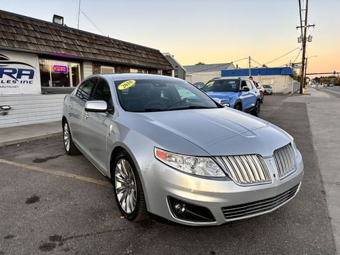 Used 2010 Lincoln MKS AWD image 9
