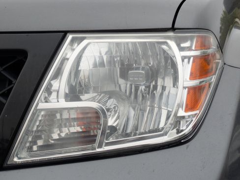 Used 2019 Nissan Frontier SV w/ Value Truck Package image 27