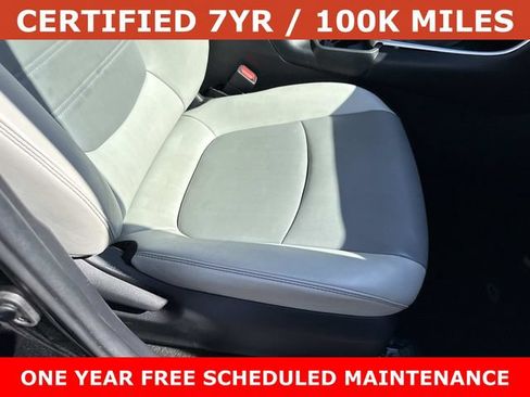 Used 2021 Toyota RAV4 XLE Premium AWD/4WD image 10
