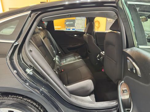 Used 2022 Chevrolet Malibu LT image 18