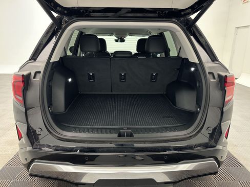 Certified 2026 GMC Terrain Denali AWD/4WD image 24