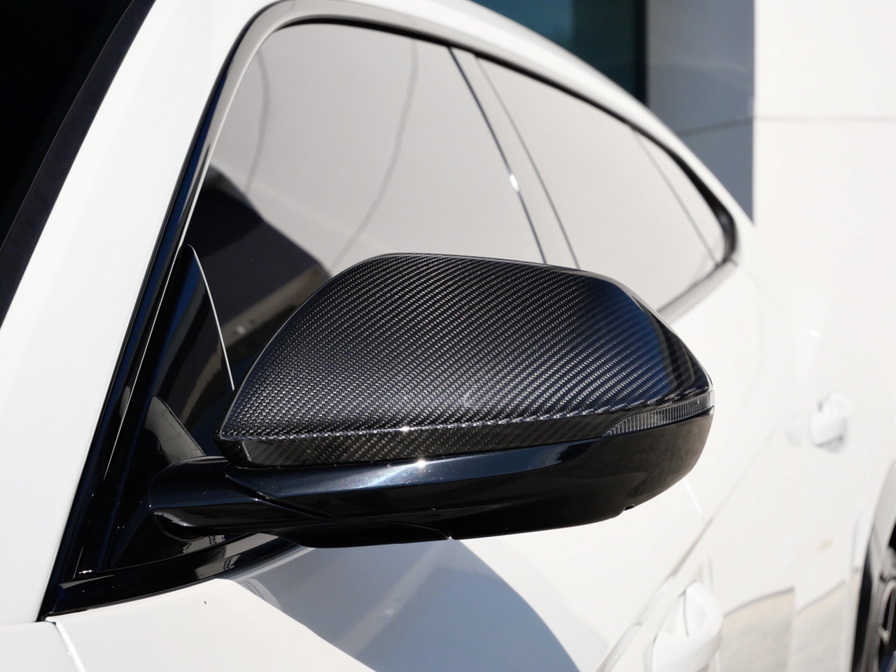 Used 2024 Lamborghini Urus Performante AWD/4WD image 24