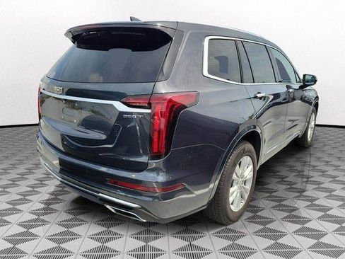 Certified 2023 Cadillac XT6 Luxury image 3