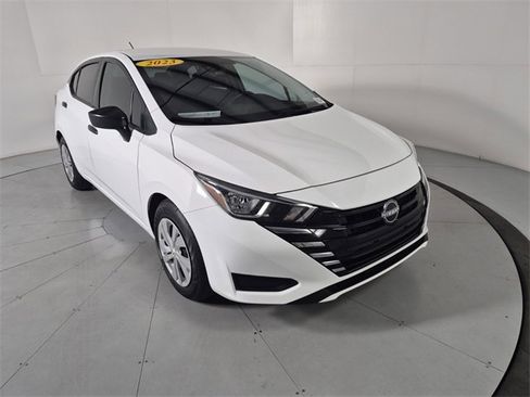 Used 2023 Nissan Versa S w/ Electronics Package image 7