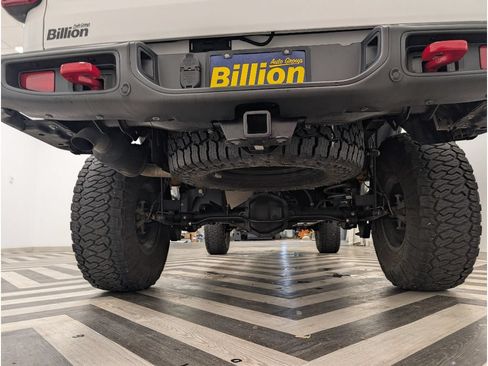Used 2020 Jeep Gladiator Rubicon w/ Dual Top Group AWD/4WD image 23