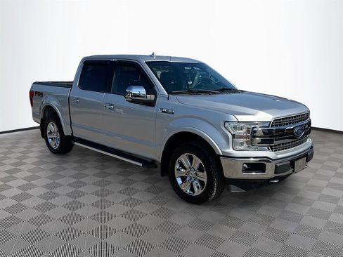 Used 2018 Ford F150 Lariat w/ Equipment Group 502A Luxury image 4
