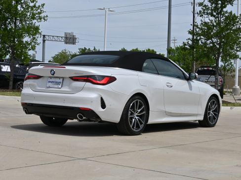 Certified 2025 BMW 430i Convertible RWD image 11
