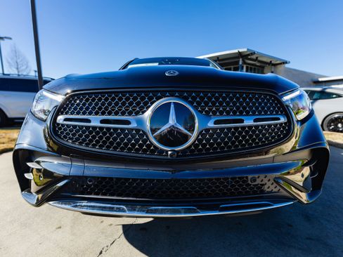 New 2026 Mercedes-Benz GLC 300 4MATIC image 4