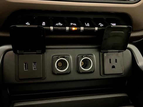 Used 2016 GMC Sierra 2500 Denali w/ Duramax Plus Package image 33