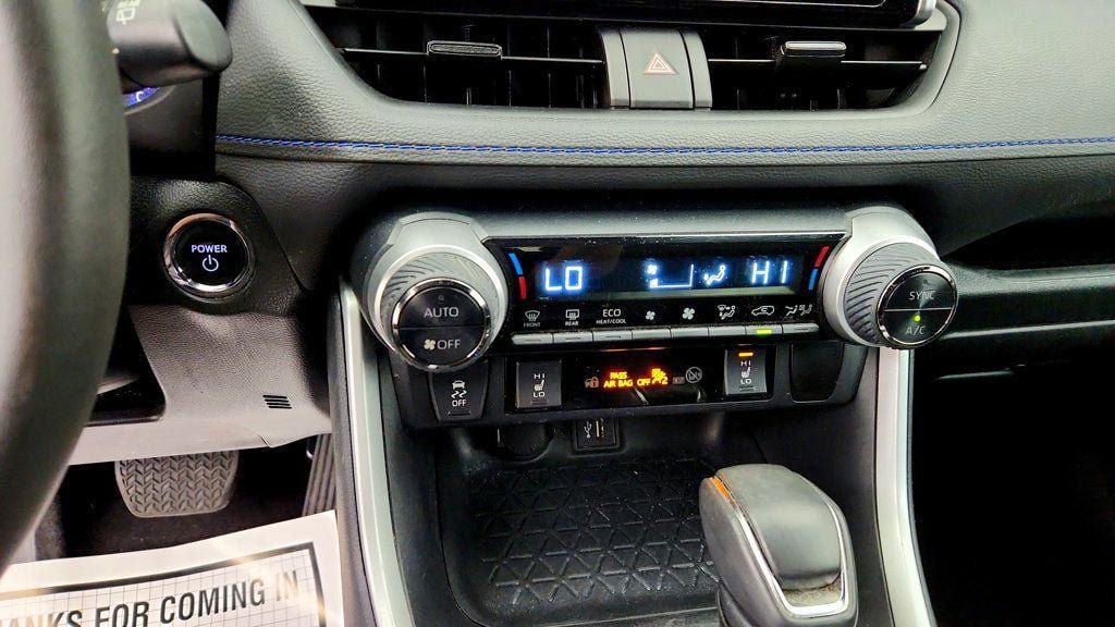 Used 2023 Toyota RAV4 SE w/ Convenience Package AWD/4WD image 18