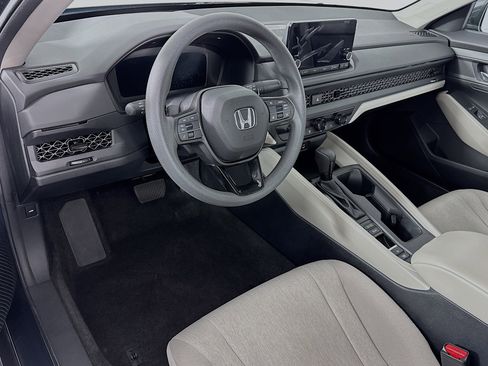 Certified 2023 Honda Accord LX image 9