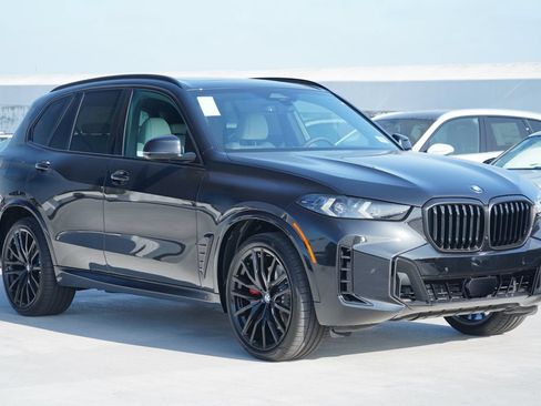 New 2026 BMW X5 sDrive40i w/ M Sport Package RWD image 3