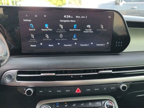 Used 2023 Hyundai Palisade SE image 16