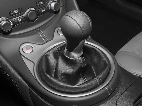 Used 2014 Nissan 370Z Touring w/ Navigation Package image 13