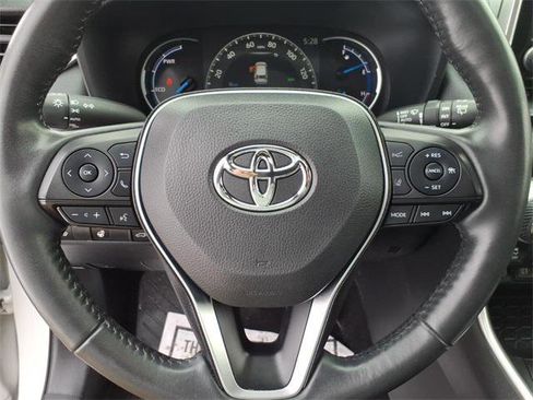 Certified 2024 Toyota RAV4 SE w/ Convenience Package image 11