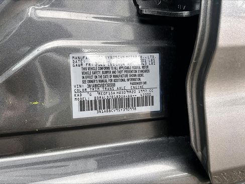 Certified 2025 Nissan Sentra SV FWD image 33
