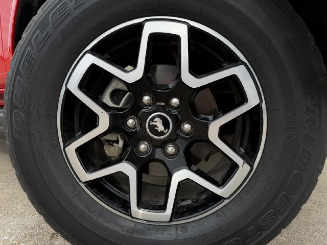 Used 2023 Ford Bronco Outer Banks AWD/4WD image 8