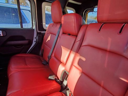 Used 2024 Jeep Wrangler Rubicon 392 image 5