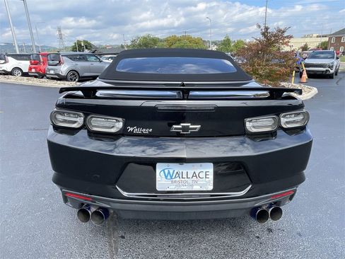 Used 2023 Chevrolet Camaro LT w/ RS Package image 5