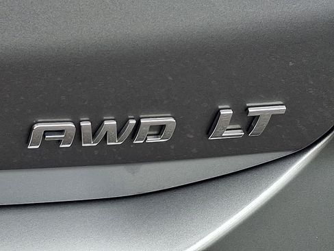 Used 2023 Chevrolet Equinox LT AWD/4WD image 31