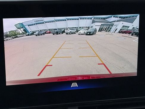 Certified 2024 Chevrolet Trax LT image 17