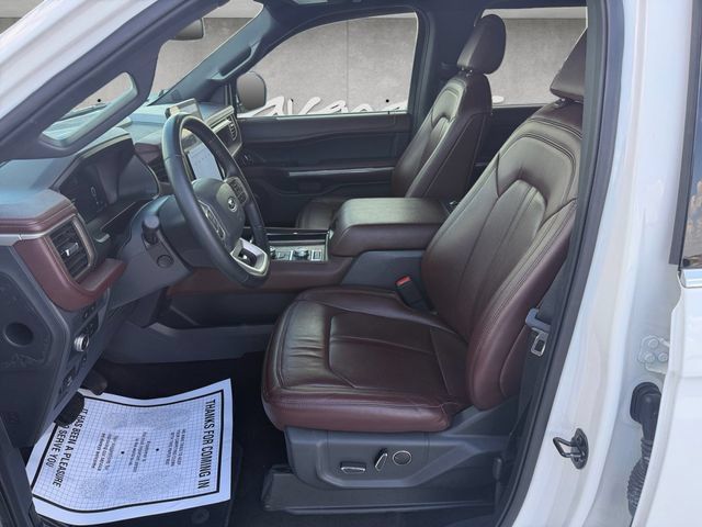 Used 2022 Ford Expedition Limited AWD/4WD image 19