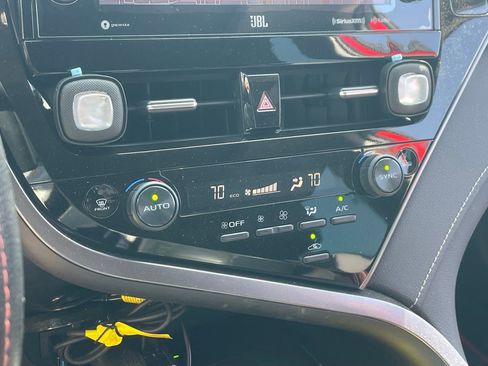 Used 2024 Toyota Camry XSE w/ Navigation Package image 11