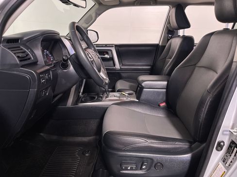 Certified 2022 Toyota 4Runner SR5 Premium w/ Moonroof Package RWD image 12