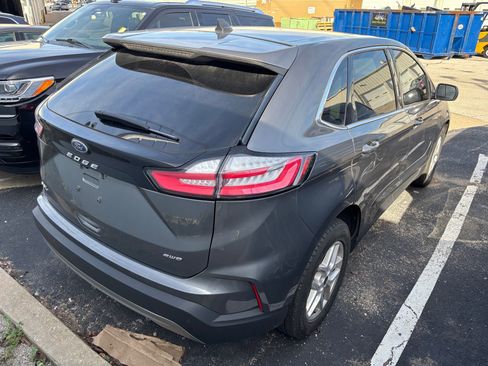 Used 2024 Ford Edge SEL w/ Convenience Package image 6