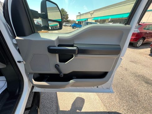 Used 2020 Ford F350 XL w/ Snow Plow Prep Package AWD/4WD image 10