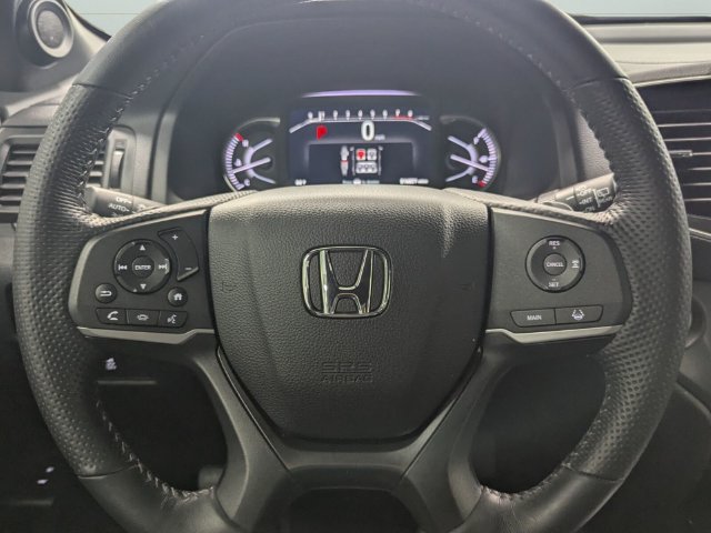 Used 2025 Honda Passport EX-L image 17