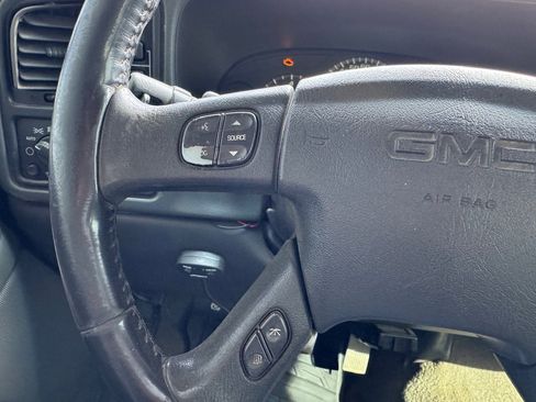 Used 2007 GMC Sierra 2500 SLE w/ Heavy-Duty Power Package image 16