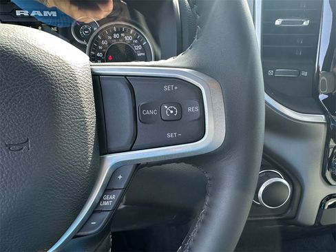 New 2023 RAM 1500 Lone Star image 33