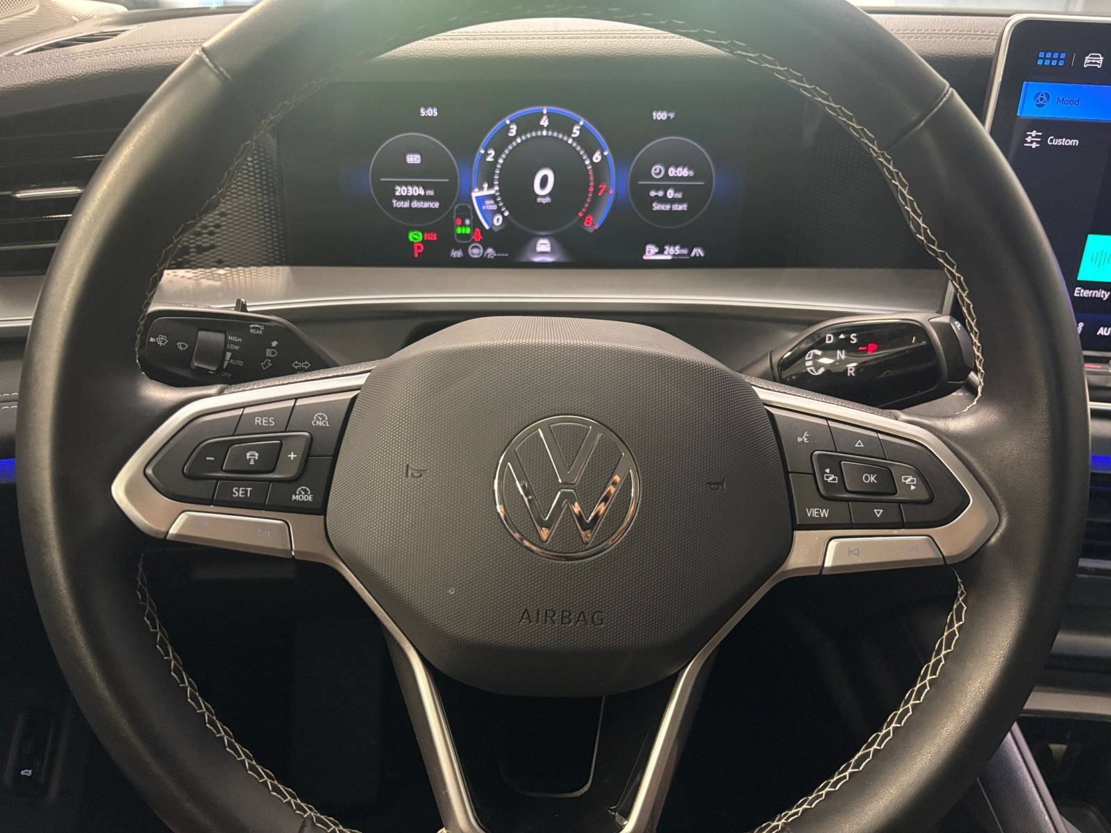 Used 2026 Volkswagen Tiguan SE AWD/4WD image 28