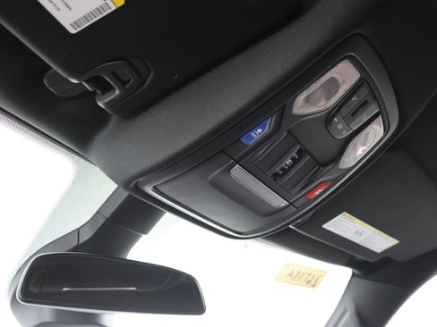 Used 2020 RAM 1500 Big Horn AWD/4WD image 12