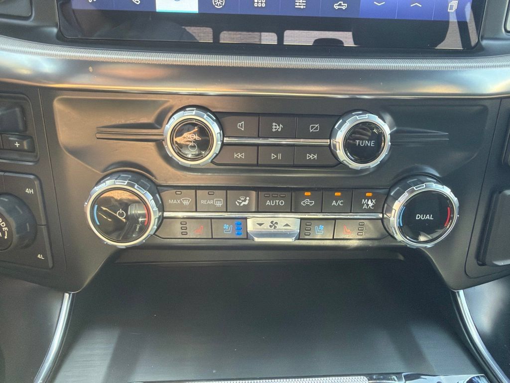 Used 2023 Ford F150 Raptor w/ Raptor 37 Performance Package AWD/4WD image 15