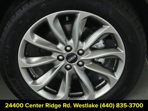 Certified 2022 Lincoln Corsair AWD w/ Premium Package image 10