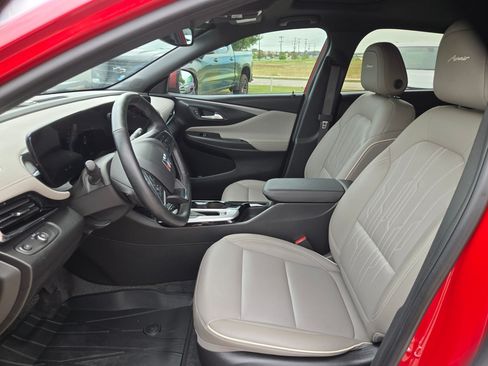 Used 2026 Buick Envista Avenir FWD image 9