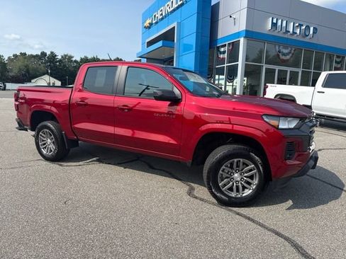Used 2023 Chevrolet Colorado LT w/ LT Convenience Package AWD/4WD image 2