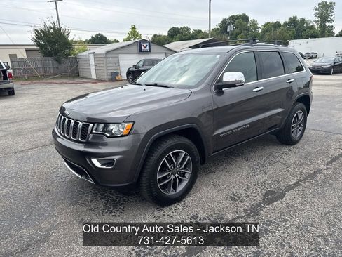 Used 2019 Jeep Grand Cherokee Limited AWD/4WD image 2