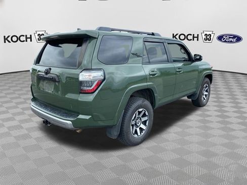 Used 2022 Toyota 4Runner TRD Off-Road Premium w/ Moonroof Package AWD/4WD image 8
