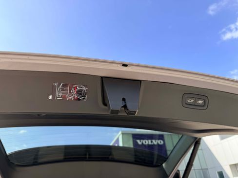 Used 2026 Volvo XC90 B6 Ultra w/ Protection Package Premier AWD/4WD image 28